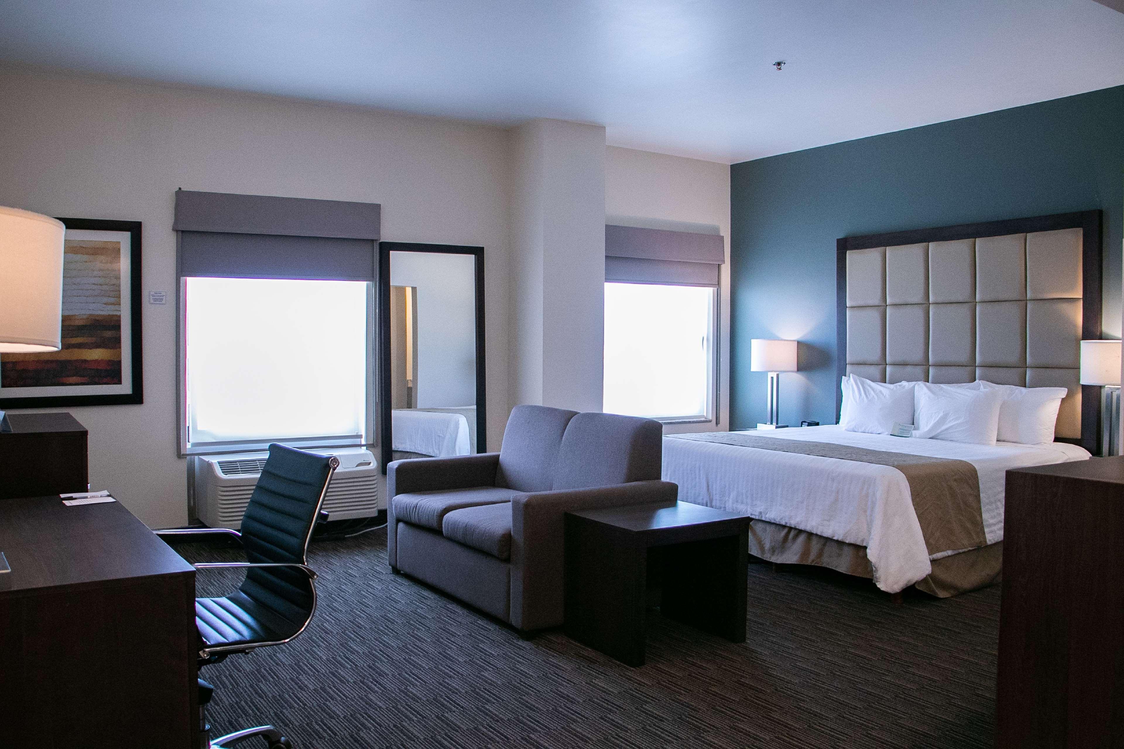 Best Western Plus Chihuahua Juventud Exterior photo