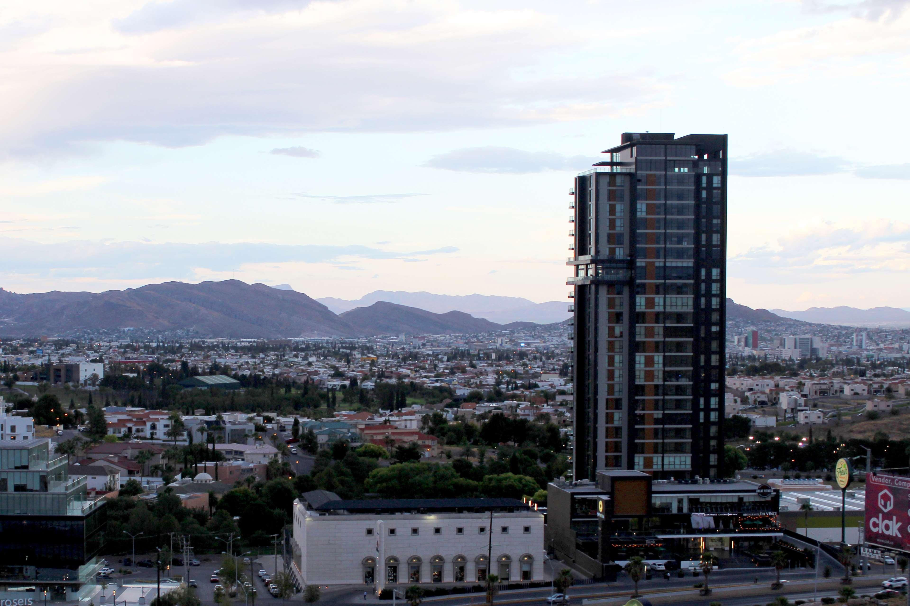 Best Western Plus Chihuahua Juventud Exterior photo